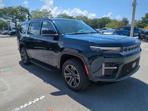 New 2026 Jeep Grand Wagoneer 2WD image 2