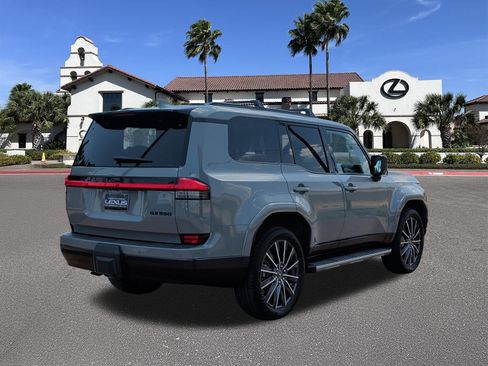 Certified 2025 Lexus GX 550 w/ Cold Area Package AWD/4WD image 2