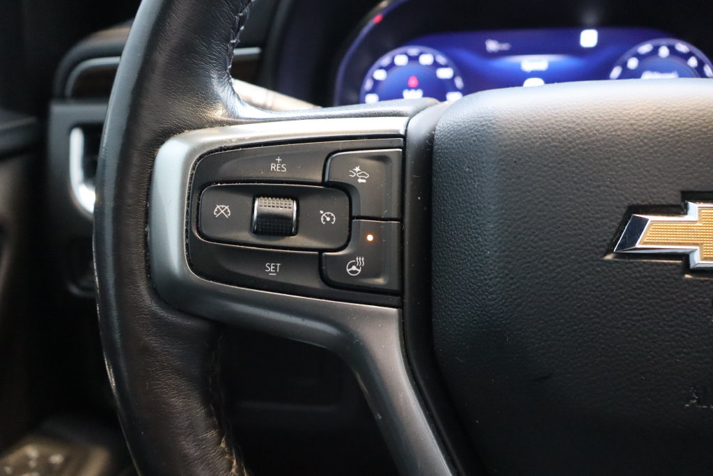 Used 2023 Chevrolet Tahoe Premier AWD/4WD image 8