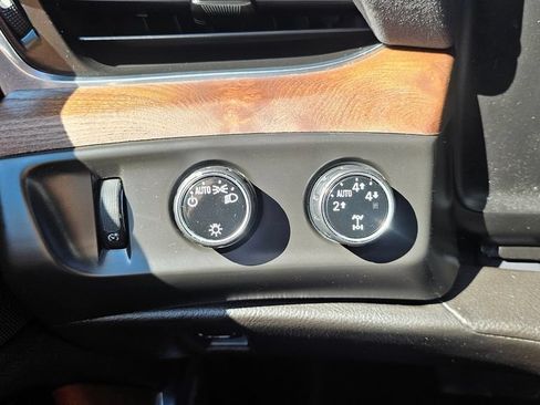 Used 2015 Cadillac Escalade ESV Premium AWD/4WD image 43