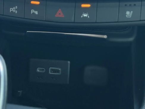 Used 2023 Cadillac XT4 Premium Luxury w/ Enhanced Visibility Package image 20