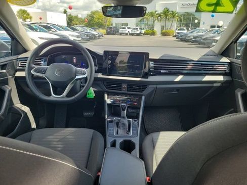 Certified 2025 Volkswagen Jetta S FWD image 2