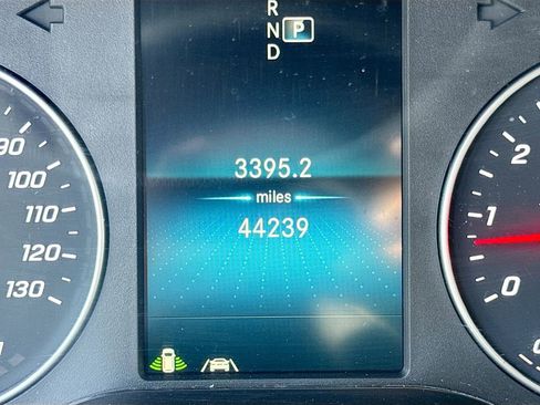 Used 2021 Mercedes-Benz Sprinter 2500 image 12