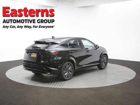 Used 2023 Nissan Ariya AWD image 39