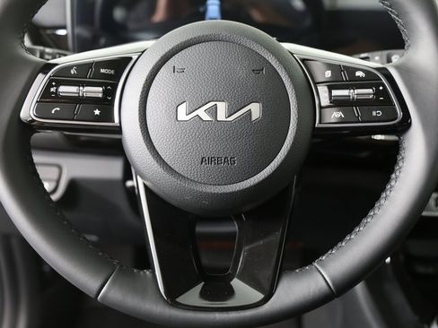 Certified 2026 Kia Seltos S image 12