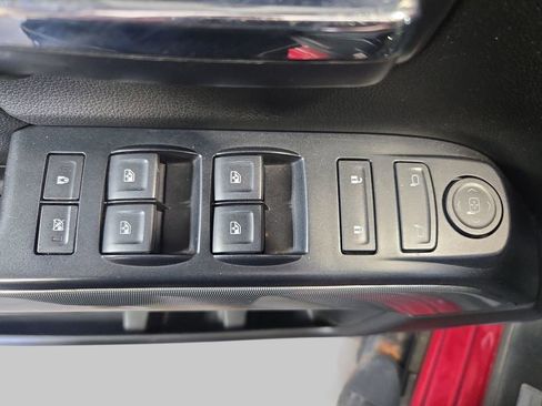 Used 2018 Chevrolet Silverado 1500 LT w/ All Star Edition AWD/4WD image 30