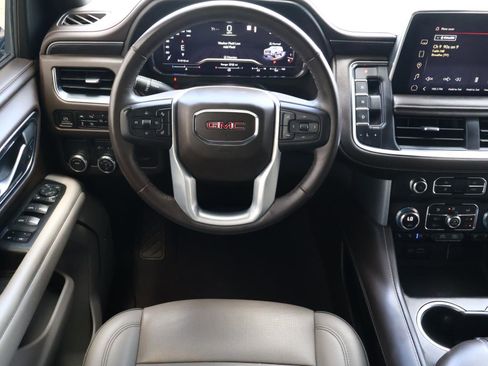Used 2023 GMC Yukon SLT w/ SLT Luxury Package RWD image 9