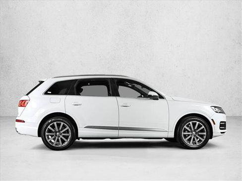 Used 2018 Audi Q7 3.0T Prestige w/ Prestige Package AWD/4WD image 4