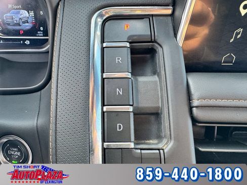 Used 2024 GMC Yukon XL AT4 w/ AT4 Premium Plus Package AWD/4WD image 26