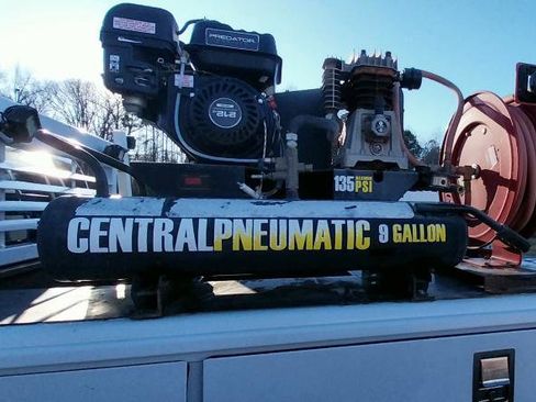 Used 2017 Ford F350 XL image 4