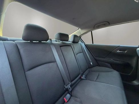 Used 2015 Honda Accord LX image 29