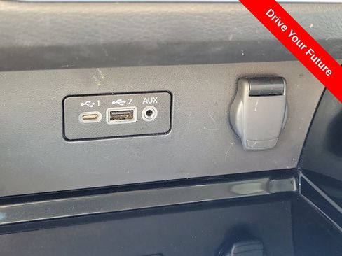 Used 2023 Nissan Altima 2.5 SR FWD image 14