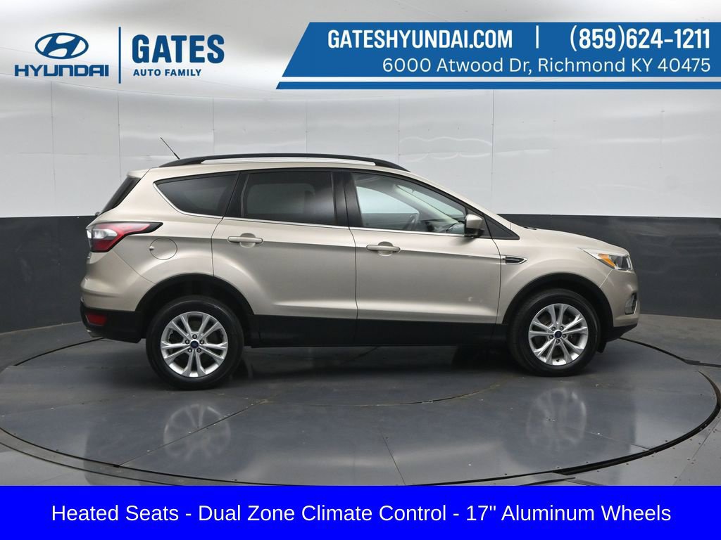 Used 2018 Ford Escape SE AWD/4WD image 3