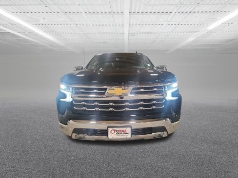 New 2026 Chevrolet Silverado 1500 LTZ w/ LTZ Premium Package image 3