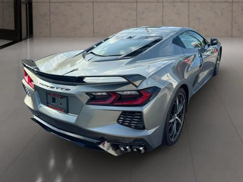 Used 2023 Chevrolet Corvette Stingray Preferred Cpe w/ Z51 Performance Package RWD image 3