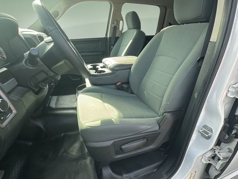 Used 2018 RAM 1500 Tradesman w/ Popular Equipment Group AWD/4WD image 16