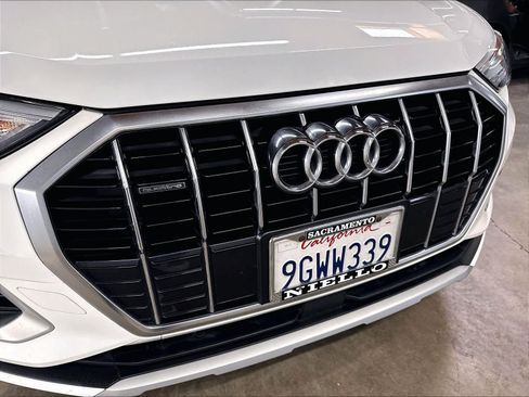 Used 2020 Audi Q3 2.0T Premium w/ Convenience Package AWD/4WD image 31