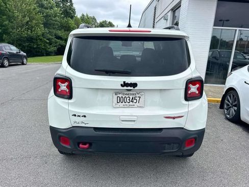 Used 2023 Jeep Renegade Trailhawk AWD/4WD image 4