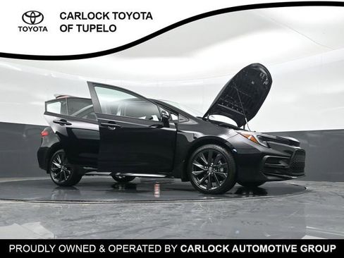 Used 2025 Toyota Corolla SE image 37