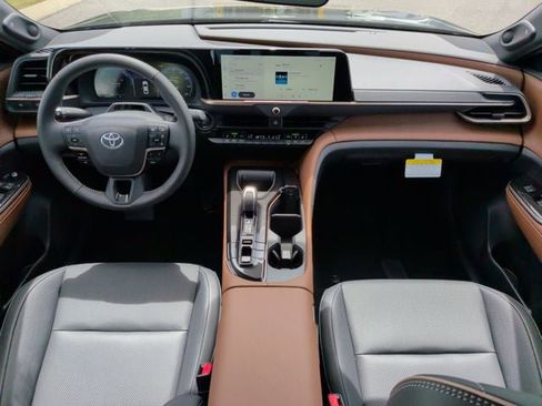 New 2026 Toyota Crown AWD/4WD image 25