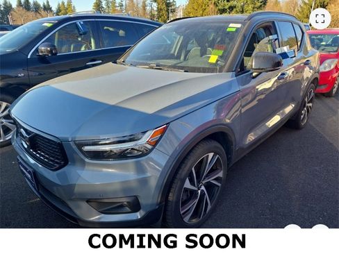Used 2020 Volvo XC40 T5 R-Design w/ Protection Package Premier image 1
