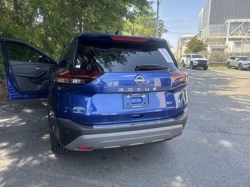 Used 2023 Nissan Rogue SV FWD image 33