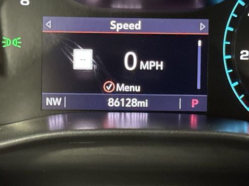 Used 2022 Chevrolet Colorado ZR2 w/ ZR2 Dusk Special Edition AWD/4WD image 13