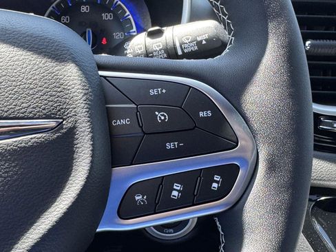 New 2025 Chrysler Voyager LX FWD image 19