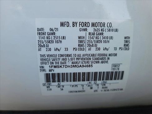 Used 2021 Ford Explorer XLT w/ Equipment Group 202A RWD image 25