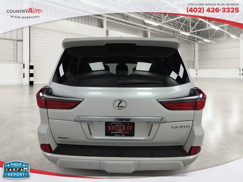 Used 2018 Lexus LX 570 4WD image 4