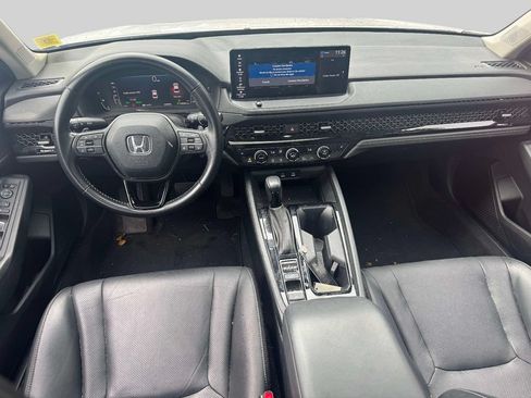 Used 2023 Honda Accord EX-L image 10
