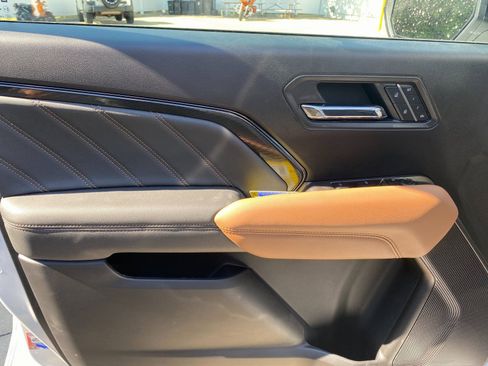 New 2026 GMC Canyon AT4 w/ Technology Plus Package image 8