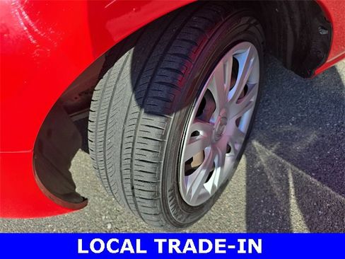 Used 2012 MAZDA MAZDA2 Sport image 32