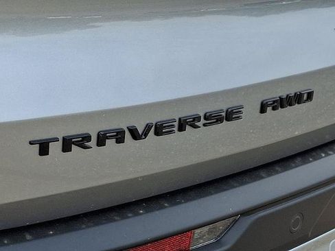 New 2026 Chevrolet Traverse Z71 w/ Enhanced Driving Package AWD/4WD image 13