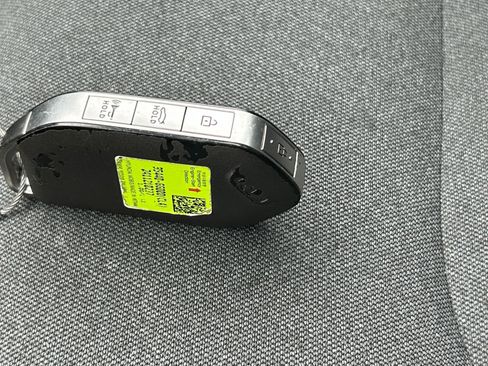 Used 2025 Kia K4 LXS image 21