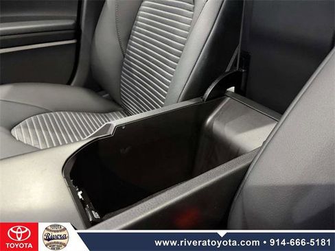 Certified 2024 Toyota Camry SE image 24