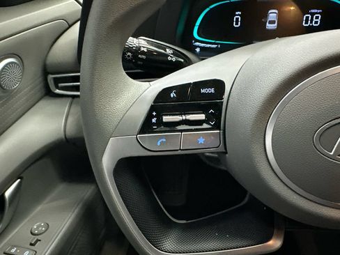 Used 2024 Hyundai Elantra SE FWD image 23