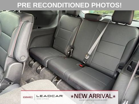 Used 2025 Chevrolet Traverse Z71 w/ LPO, Floor Liner Package AWD/4WD image 23