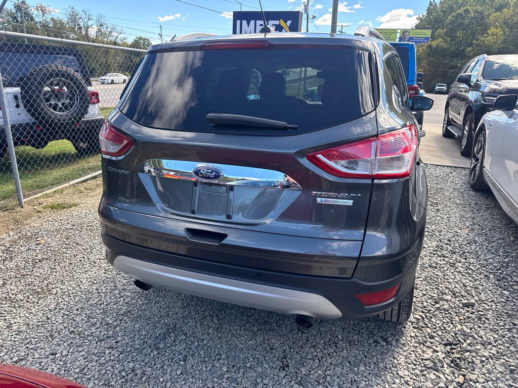 Used 2015 Ford Escape Titanium FWD image 3