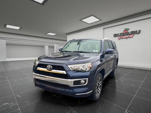 Used 2014 Toyota 4Runner Limited AWD/4WD image 5