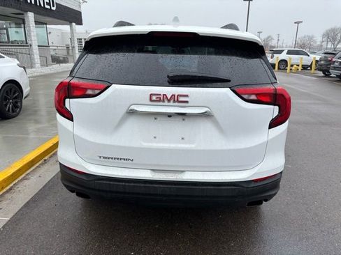 Used 2018 GMC Terrain SLE w/ Driver Convenience Package image 8