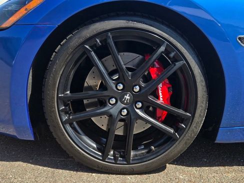 Used 2015 Maserati GranTurismo Coupe RWD image 10