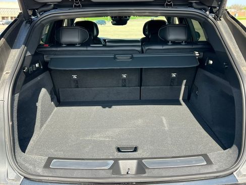 New 2026 Cadillac Lyriq V AWD/4WD image 37