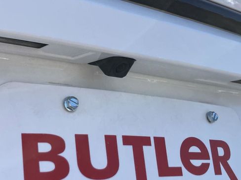 Used 2025 Toyota Corolla LE image 10