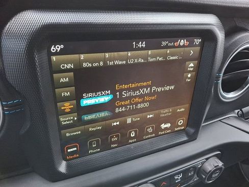 Used 2023 Jeep Wrangler Unlimited Rubicon 4xe w/ Steel Bumper Group image 14