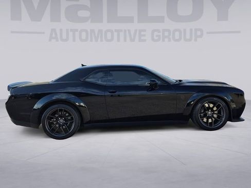 Used 2019 Dodge Challenger SRT Hellcat Redeye image 6