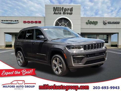 New 2026 Jeep Grand Cherokee Limited w/ Luxury Tech Group II AWD/4WD image 1