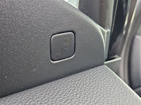 Certified 2022 Honda Ridgeline Black Edition image 27