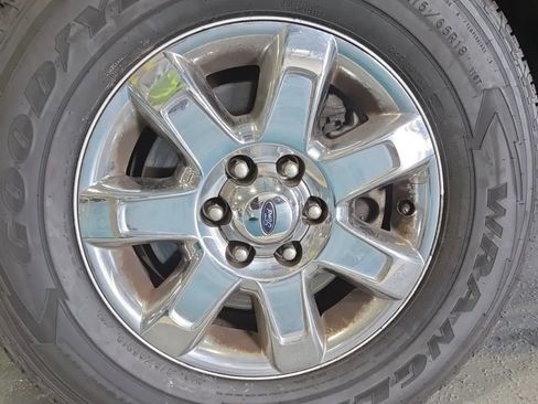 Used 2014 Ford F150 XLT w/ Equipment Group 302A Luxury AWD/4WD image 2