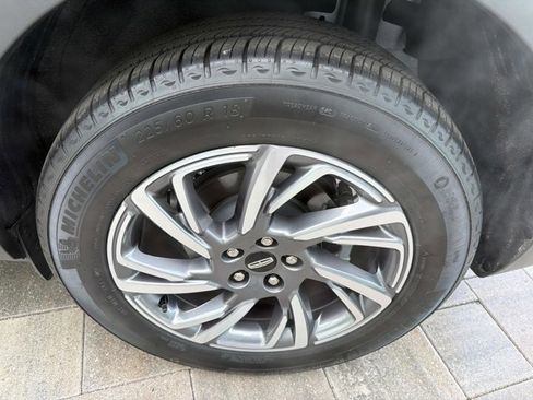 Certified 2024 Lincoln Corsair FWD image 34